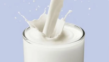  প্রতিদিন দুধ খেলে কার সমস্যা হতে পারে