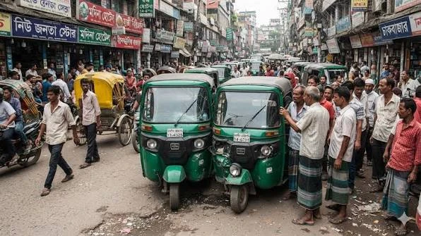চকবাজারে দুই অটোরিকশার সংঘর্ষ, চালক নিহত