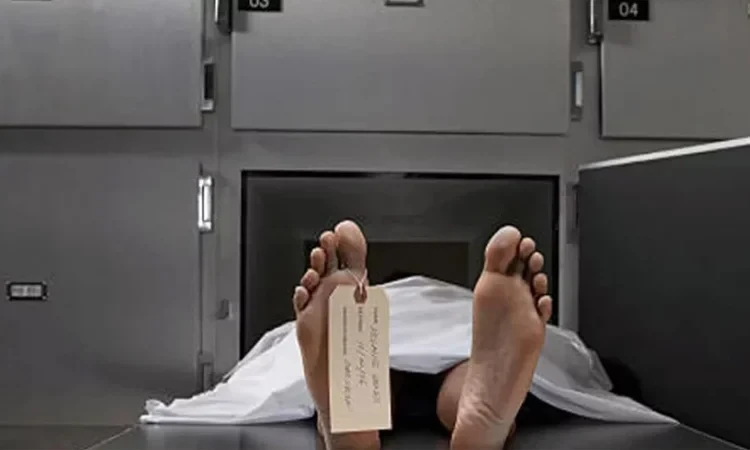 নেত্রকোণায় দুই নৌকার চাপায় বালু শ্রমিকের মৃত্যু