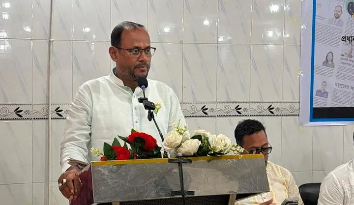 সংবাদপত্র সমাজের দর্পণ : মৎস্য ও প্রাণিসম্পদ প্রতিমন্ত্রী