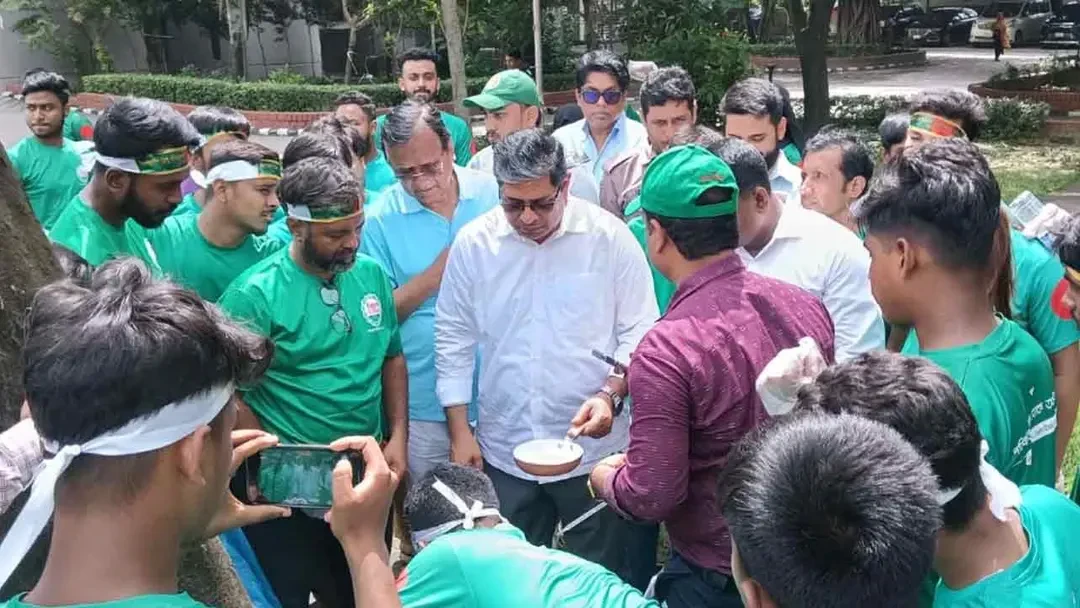 সারা বছর এডিস মশার প্রজননস্থল চিহ্নিত করে ধ্বংস করতে হবে