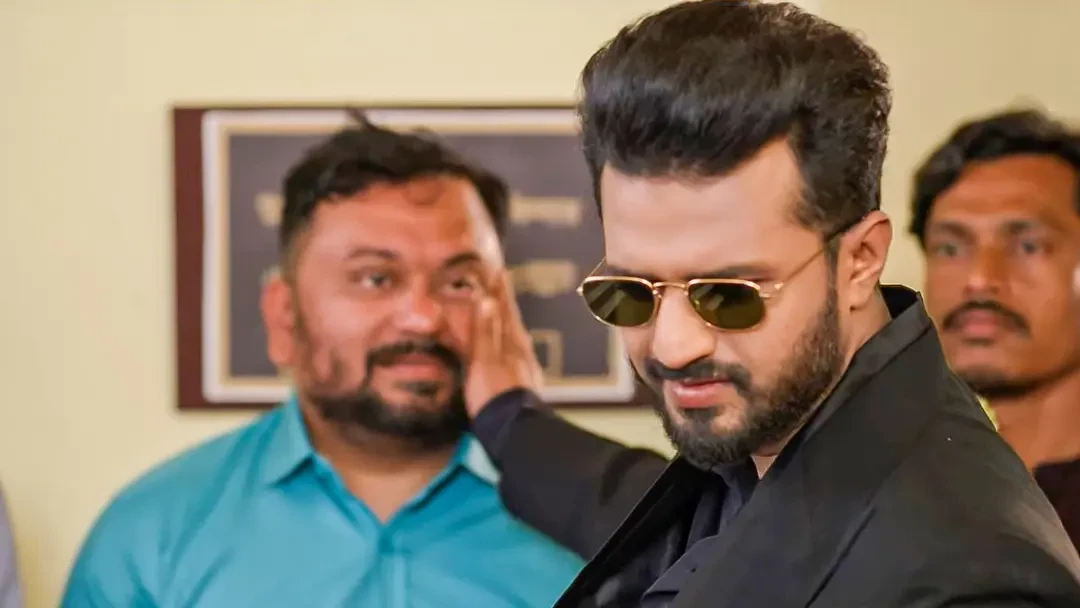 এবার নাটকে বিসিএস ক্যাডার ফারহান, নানা ভুল নিয়ে হাসছে দর্শক
