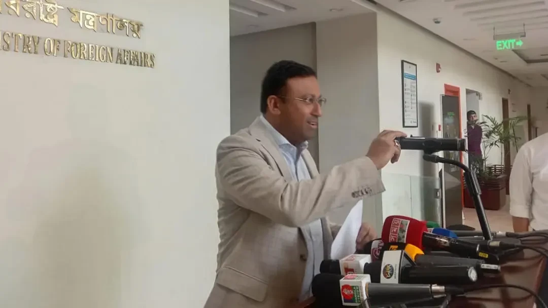 শেখ হাসিনা বাংলাদেশে আসার আর কোনো চান্স নাই : হুমায়ুন কবির